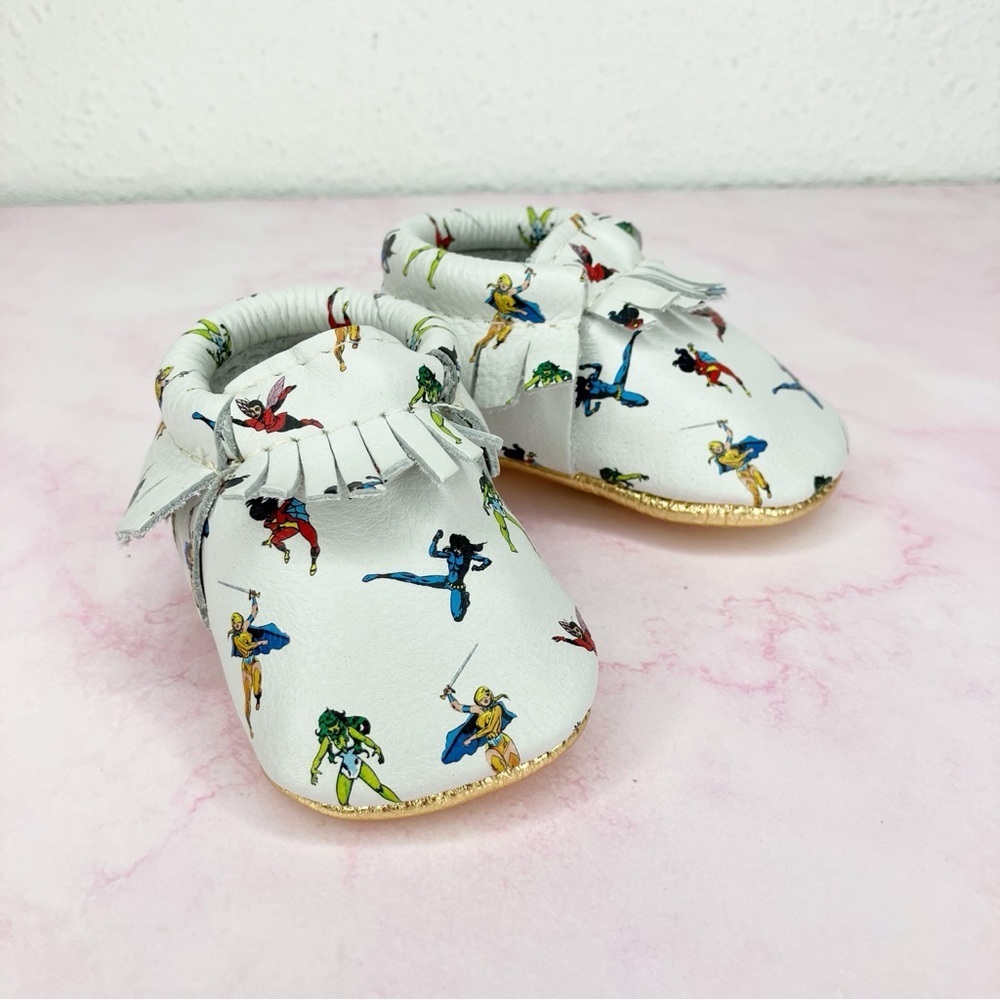 Freshly Picked baby shoes Women of Marvel white & gold leather moccasin 1 infant